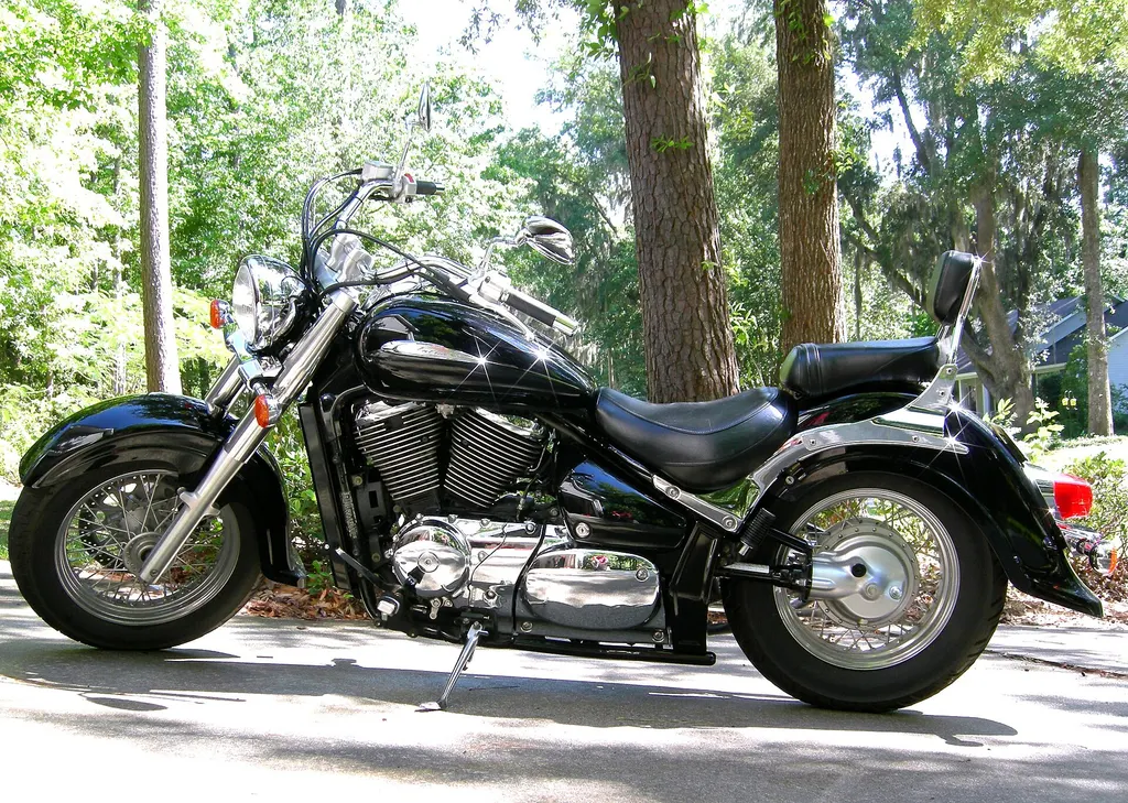 Suzuki VL 800 Volusia